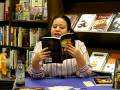 Isabelle Santiago Book Signing: 12/13/08